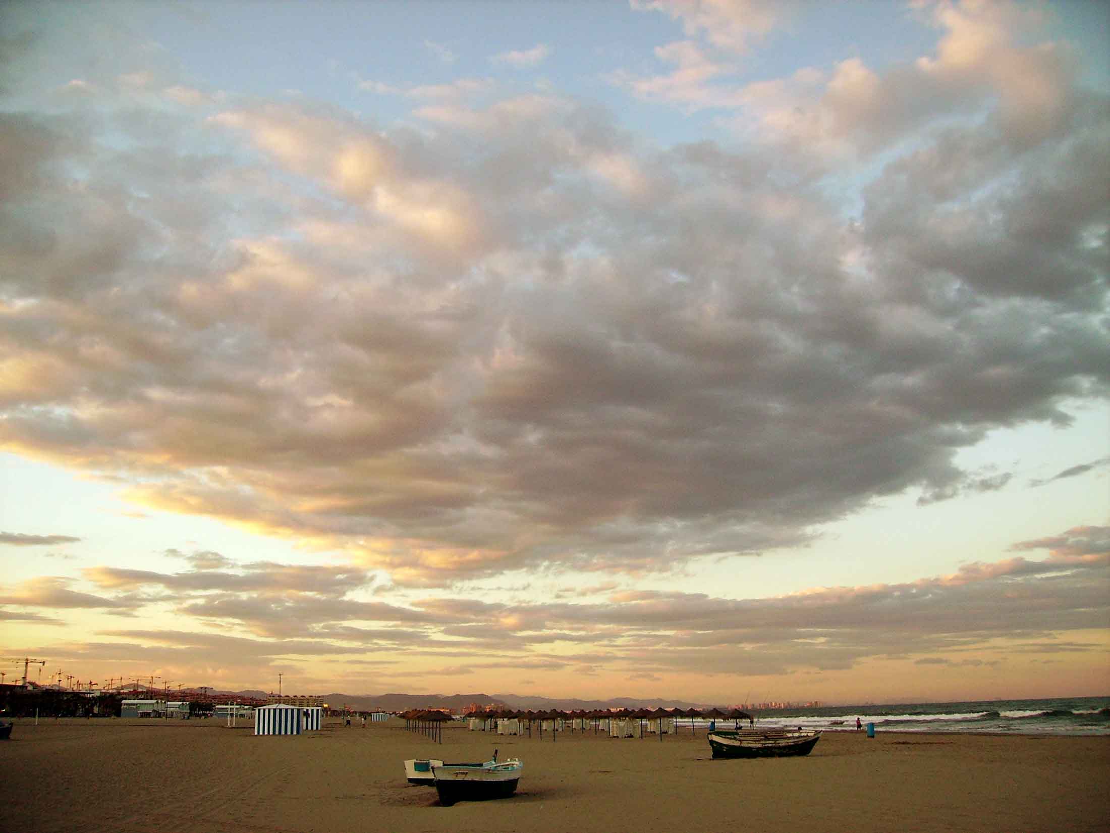 playa malvarrosa valencia